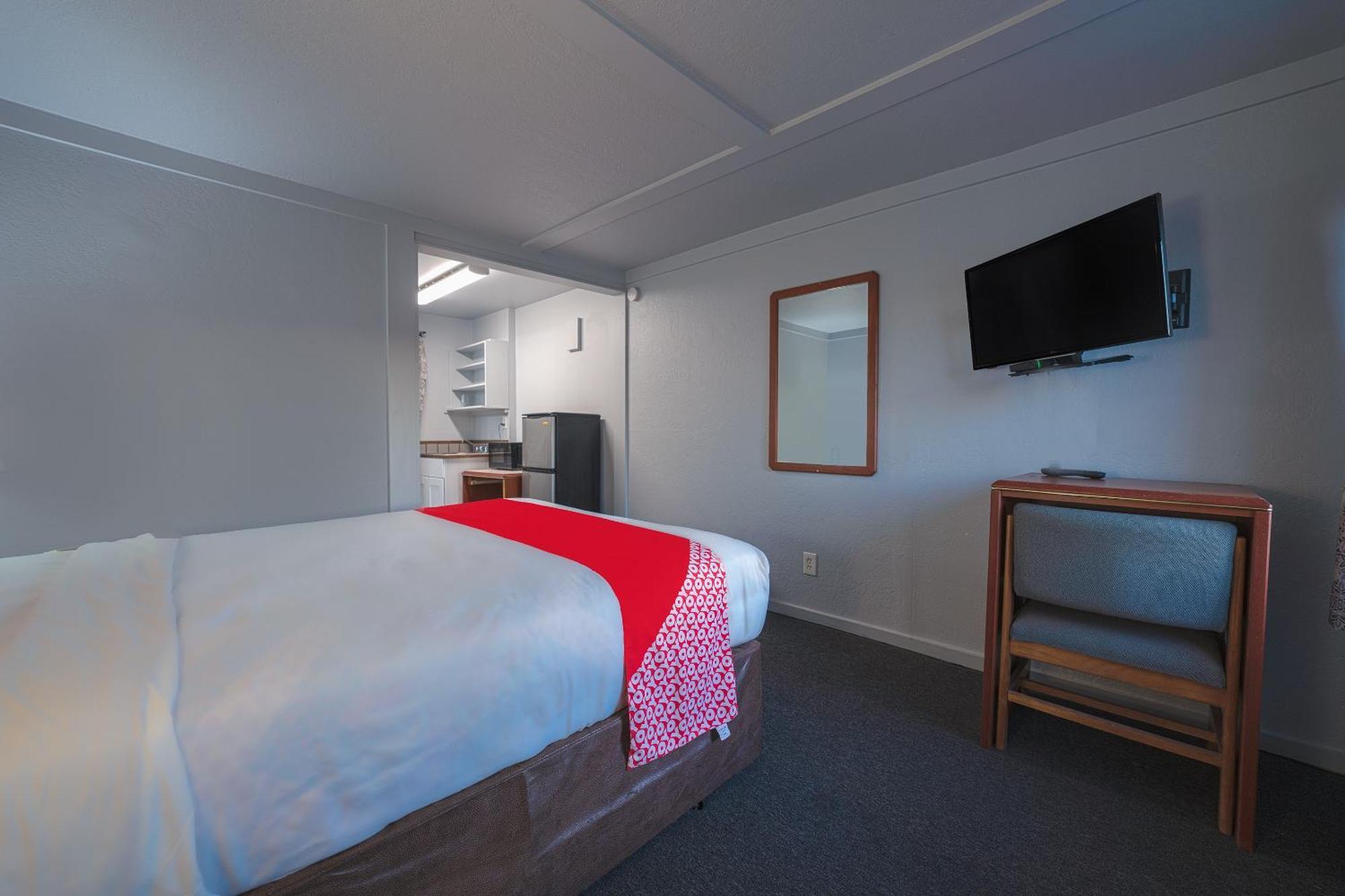 Hotel Oyo Portland Or Near Airport 2*