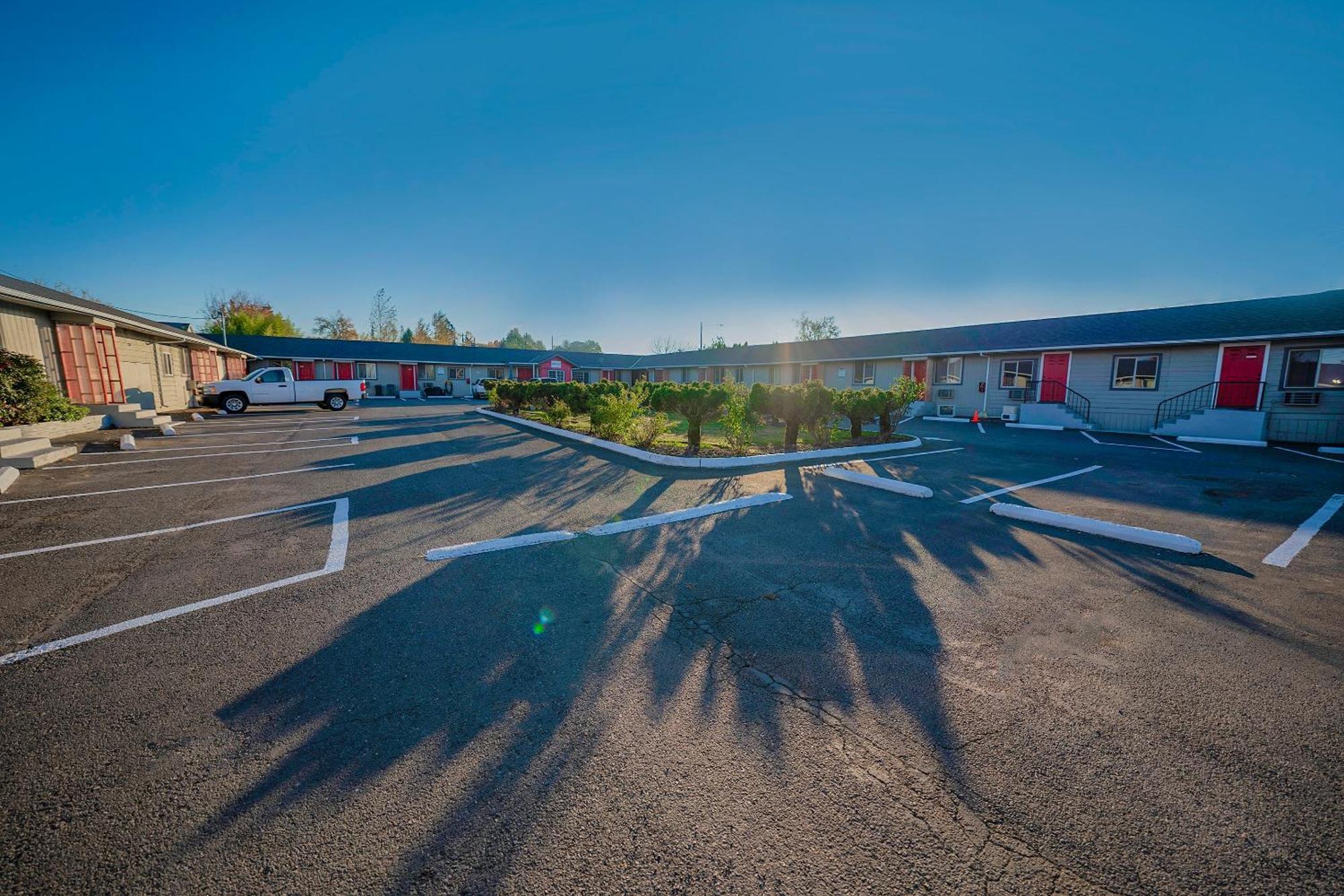 Hotel Oyo Portland Or Near Airport Gresham